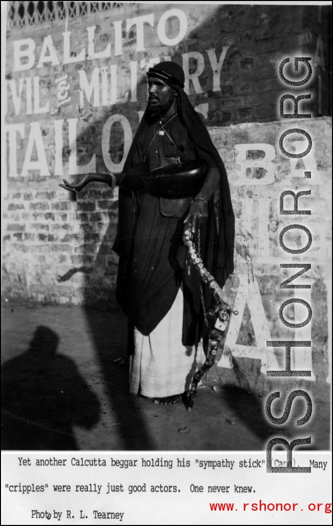 Beggar in Calcutta, during WWII.  Photo by R. L. Tearney.